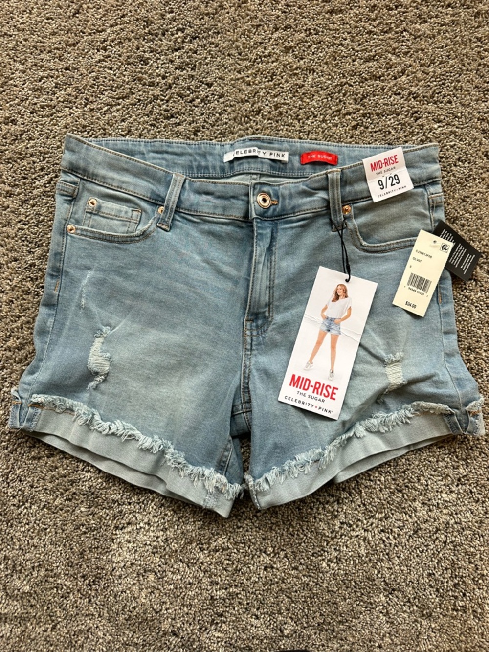 Celebrity Pink size 9 Midrise denim cuffed shorts